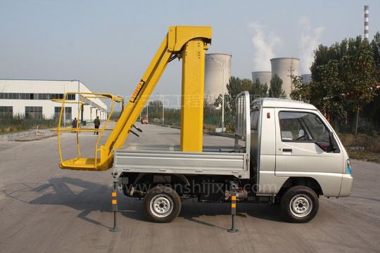 點擊查看詳細(xì)信息<br>標(biāo)題：電動高空作業(yè)車 閱讀次數(shù)：3679