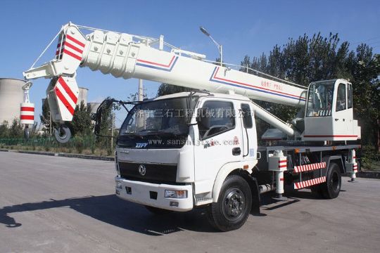 點(diǎn)擊查看詳細(xì)信息<br>標(biāo)題：12-16噸汽車吊 閱讀次數(shù)：4539