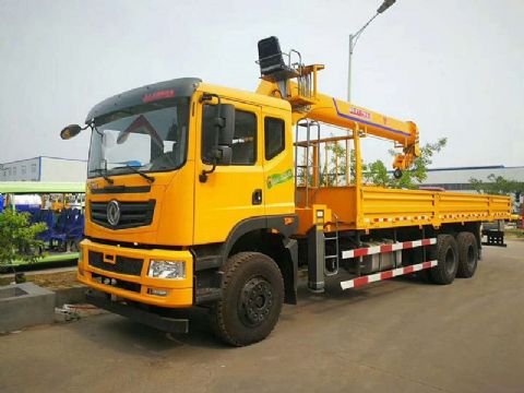 點(diǎn)擊查看詳細(xì)信息<br>標(biāo)題：12噸前二后八隨車吊 閱讀次數(shù)：2176