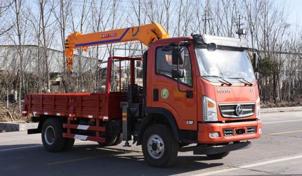 點(diǎn)擊查看詳細(xì)信息<br>標(biāo)題：3.2噸大運(yùn)隨車吊 閱讀次數(shù)：2245