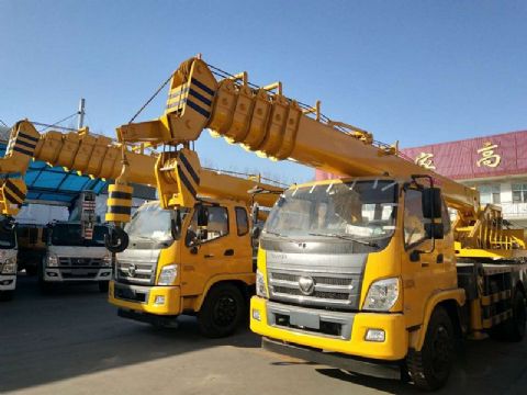 點(diǎn)擊查看詳細(xì)信息<br>標(biāo)題：12噸福田汽車吊 閱讀次數(shù)：2398