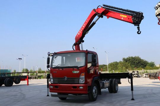 點擊查看詳細(xì)信息<br>標(biāo)題：6.3噸折臂吊 閱讀次數(shù)：3005